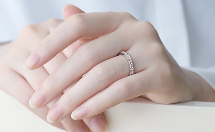 似合う婚約指輪デザインの選び方 Bridal Hack ブリリアンスプラス