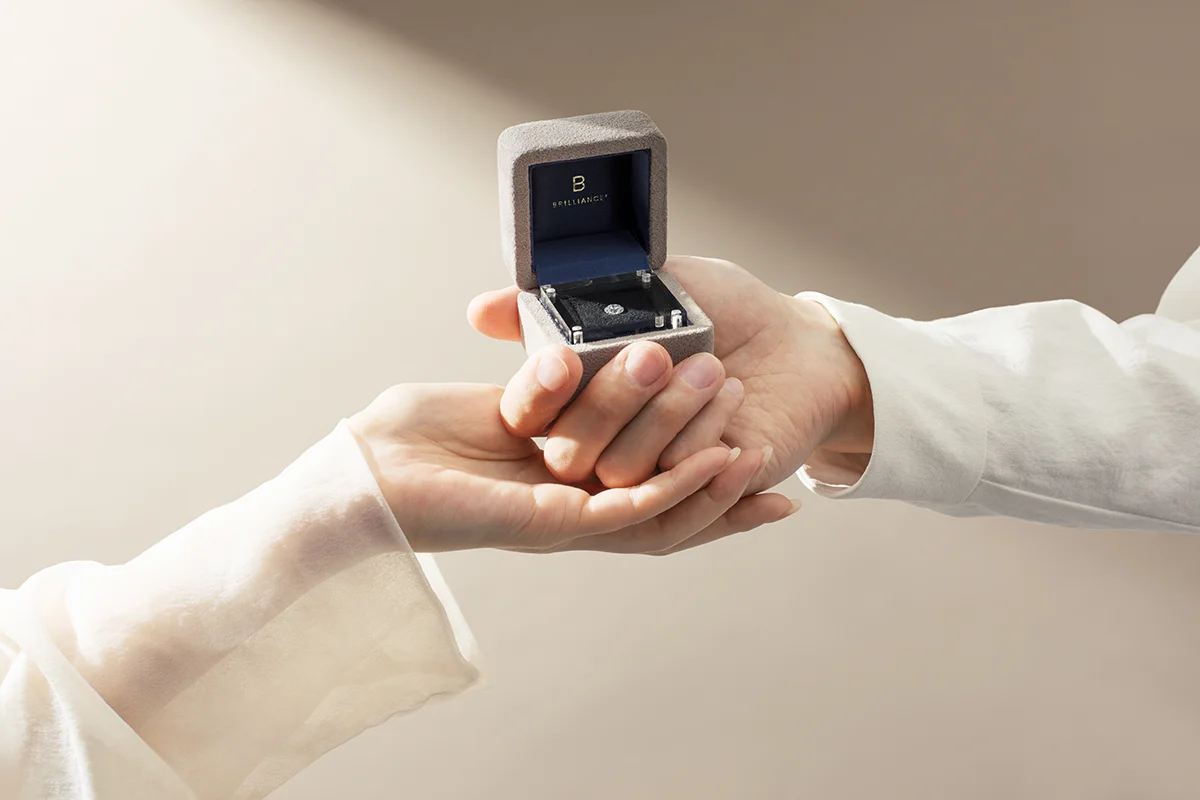 ダイヤモンドでプロポーズ