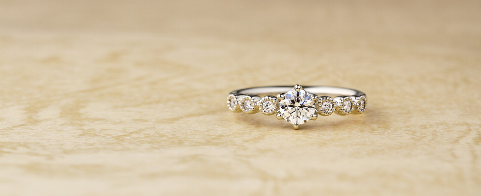 みんなどんな婚約指輪を買ってるの?画像