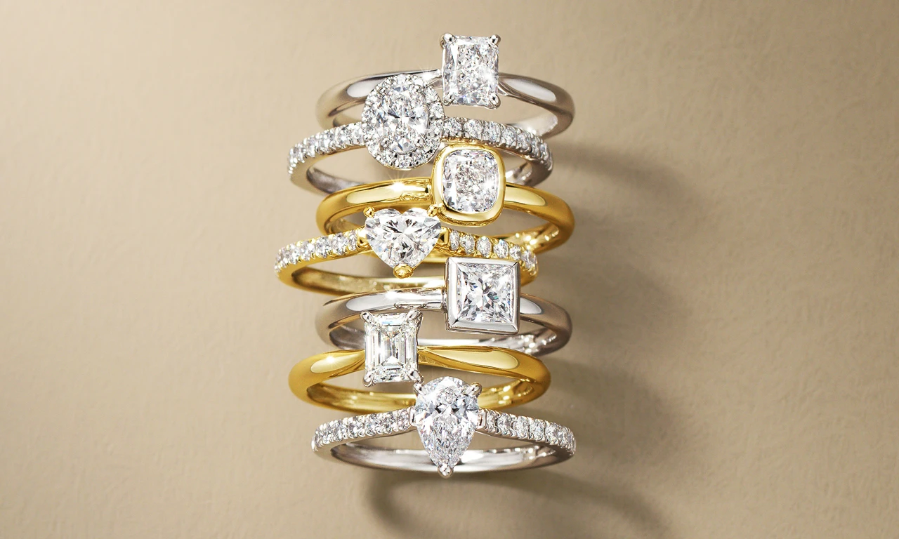 Fancy Shape Diamond 婚約指輪