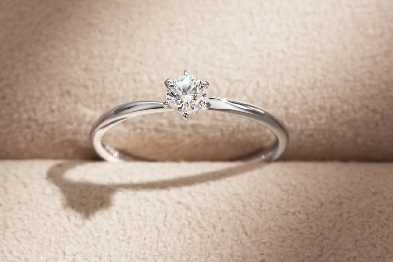 王道かつ手元を引き立てるバランスが決め手に