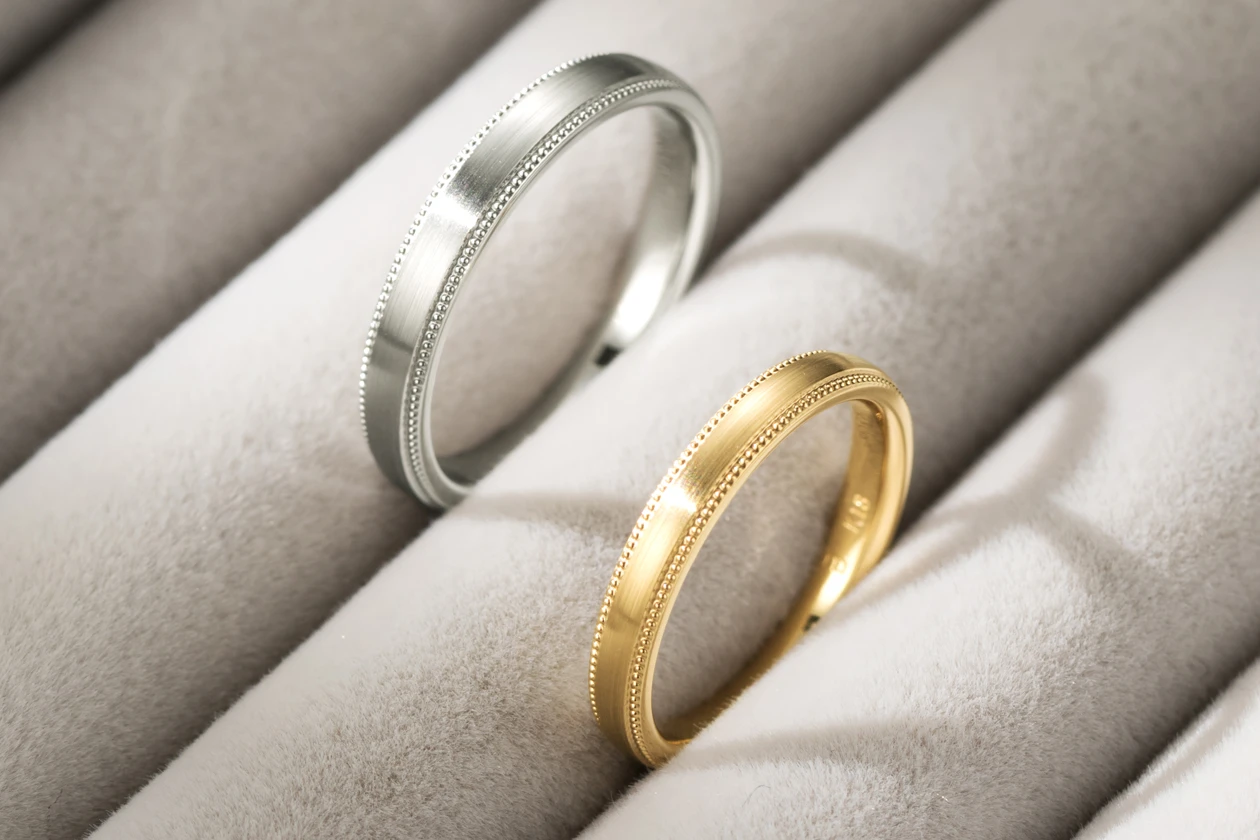 さりげないミルグレインの装飾が心を射止めて