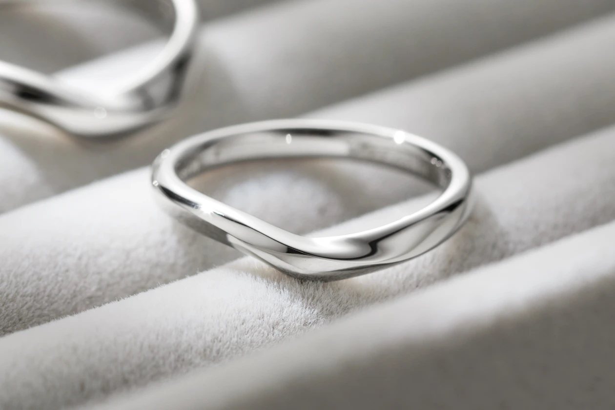 「お揃い」と「らしさ」を両立させた結婚指輪選び