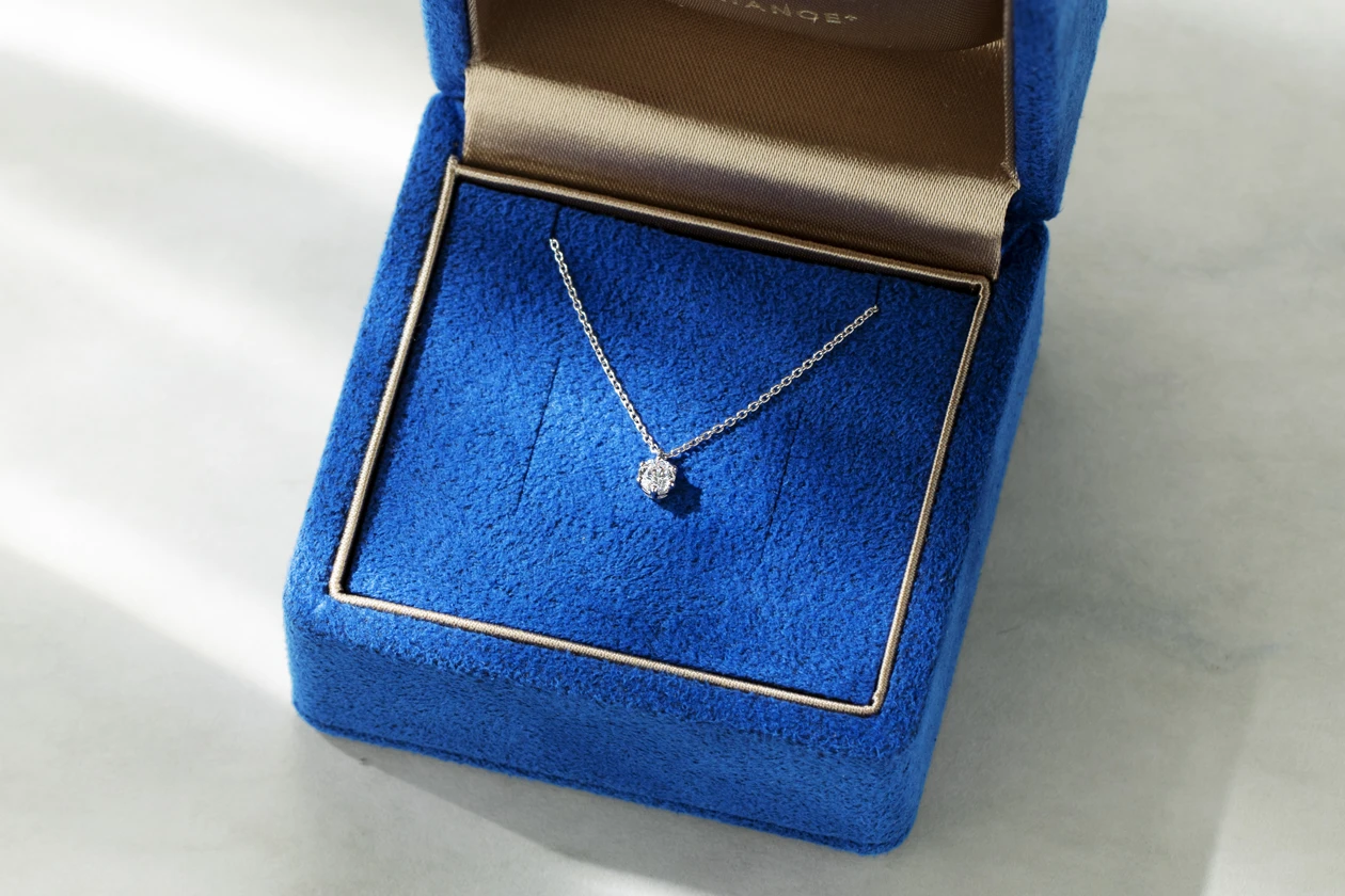 安心できるアフターサービスも「日常使いする婚約ジュエリー」という決断を後押し