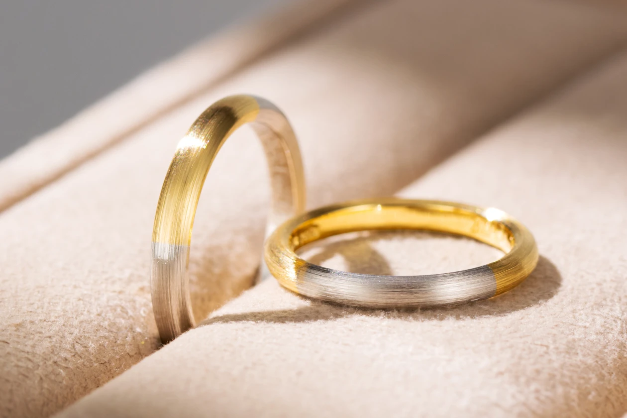 日常に寄り添う温かさ。愛犬の名前を刻んで