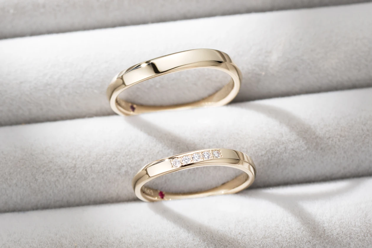 シャンパンゴールドでよりお気に入りのリングに