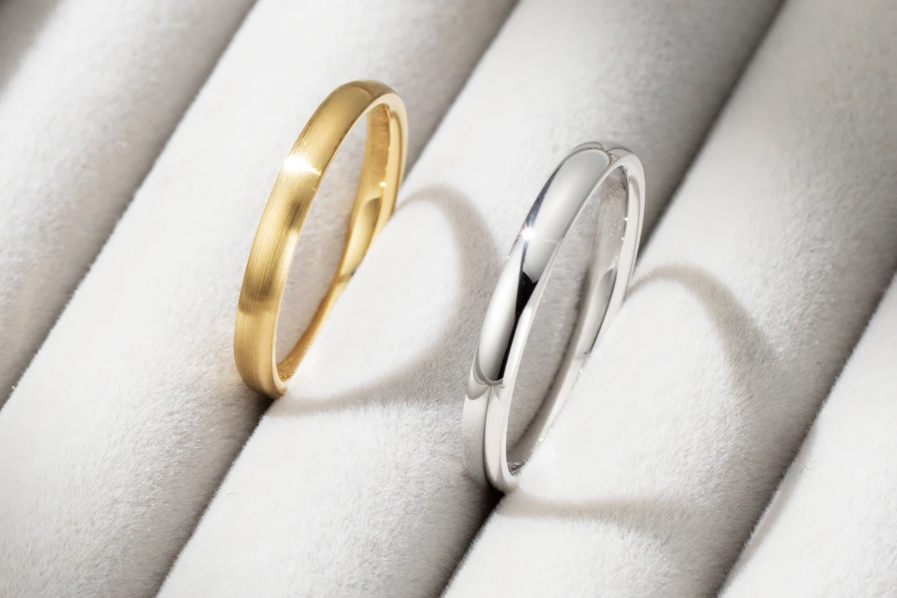 カラーとテクスチャーでお二人それぞれの「らしさ」を表現