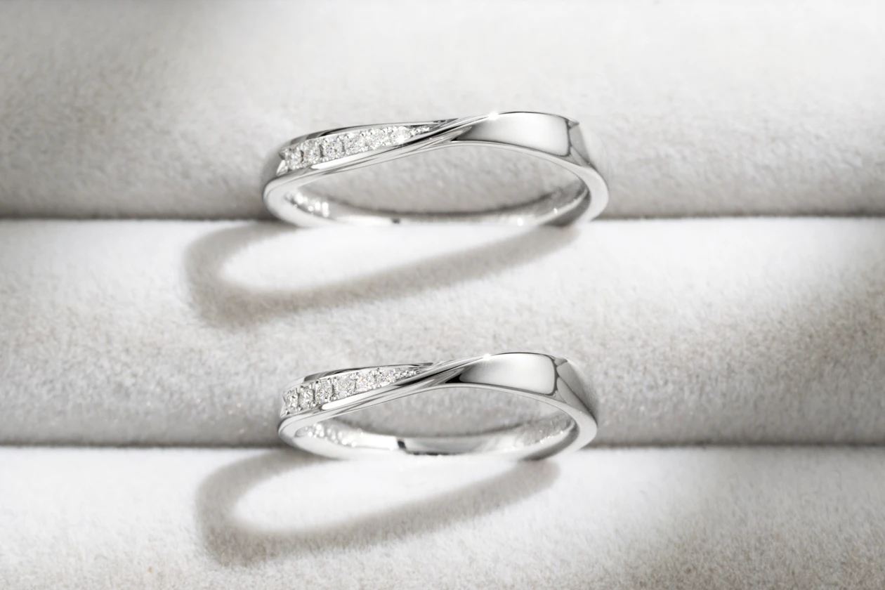 絶妙なSラインが引き出す、手元の美しさ