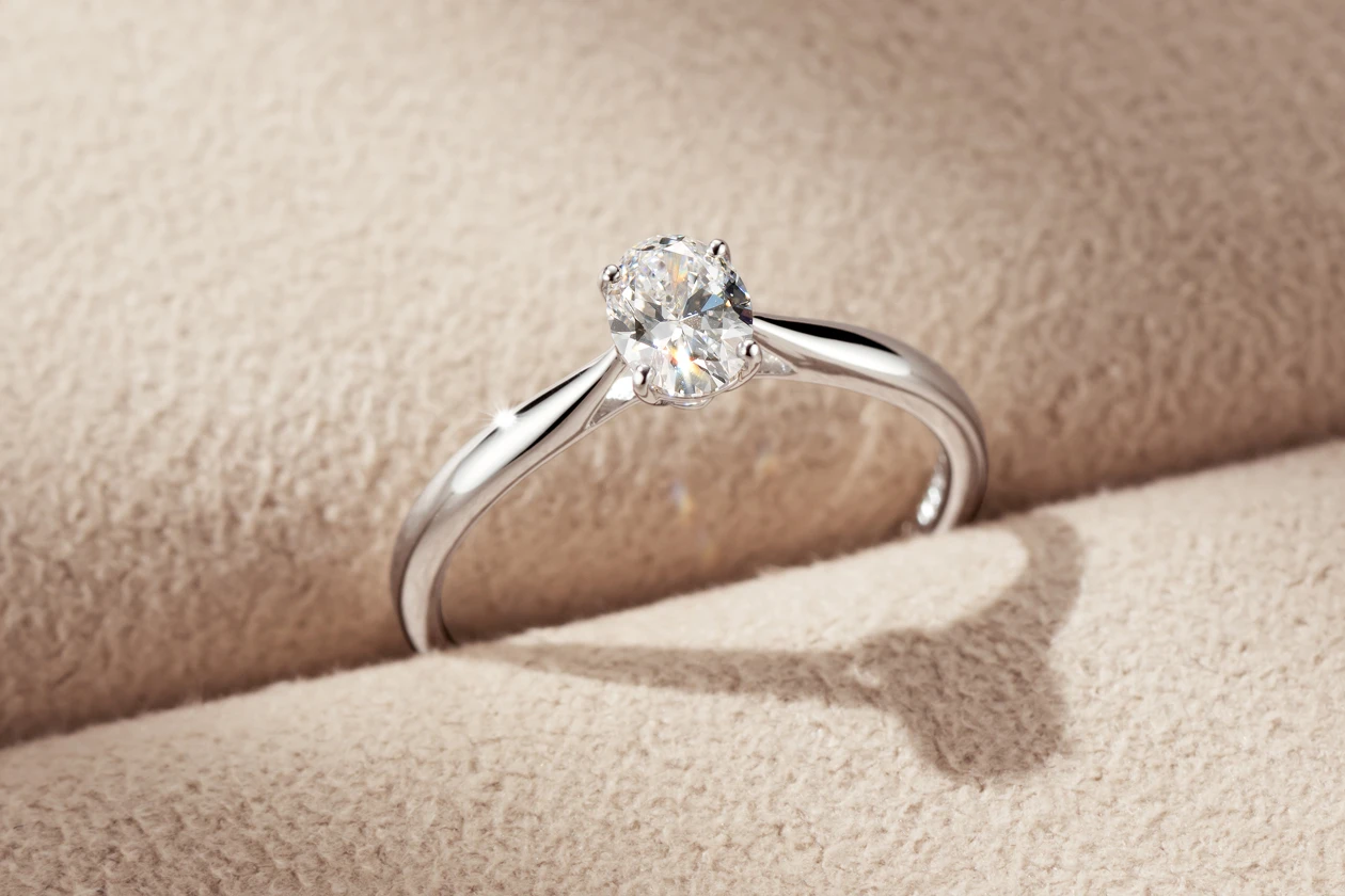 将来を見据えて選んだダイヤモンドの輝き