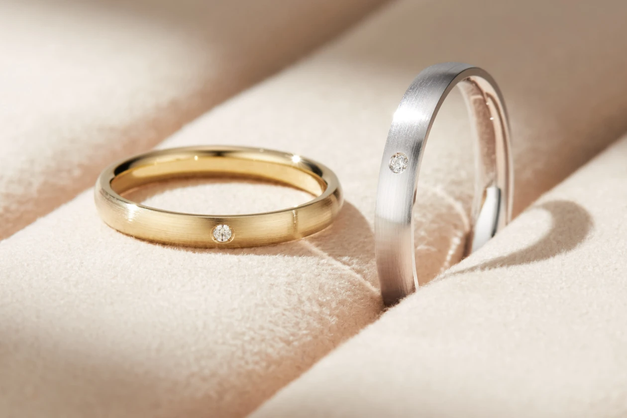 何度も見比べた先に見つけた納得の結婚指輪