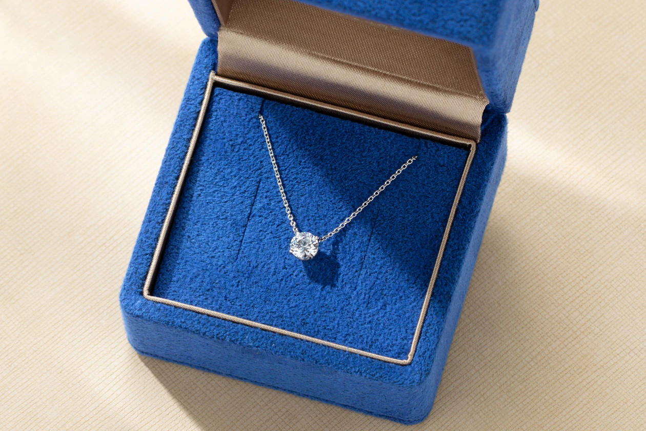 特別感と実用性の両立が叶ったデザインとダイヤモンドの選択