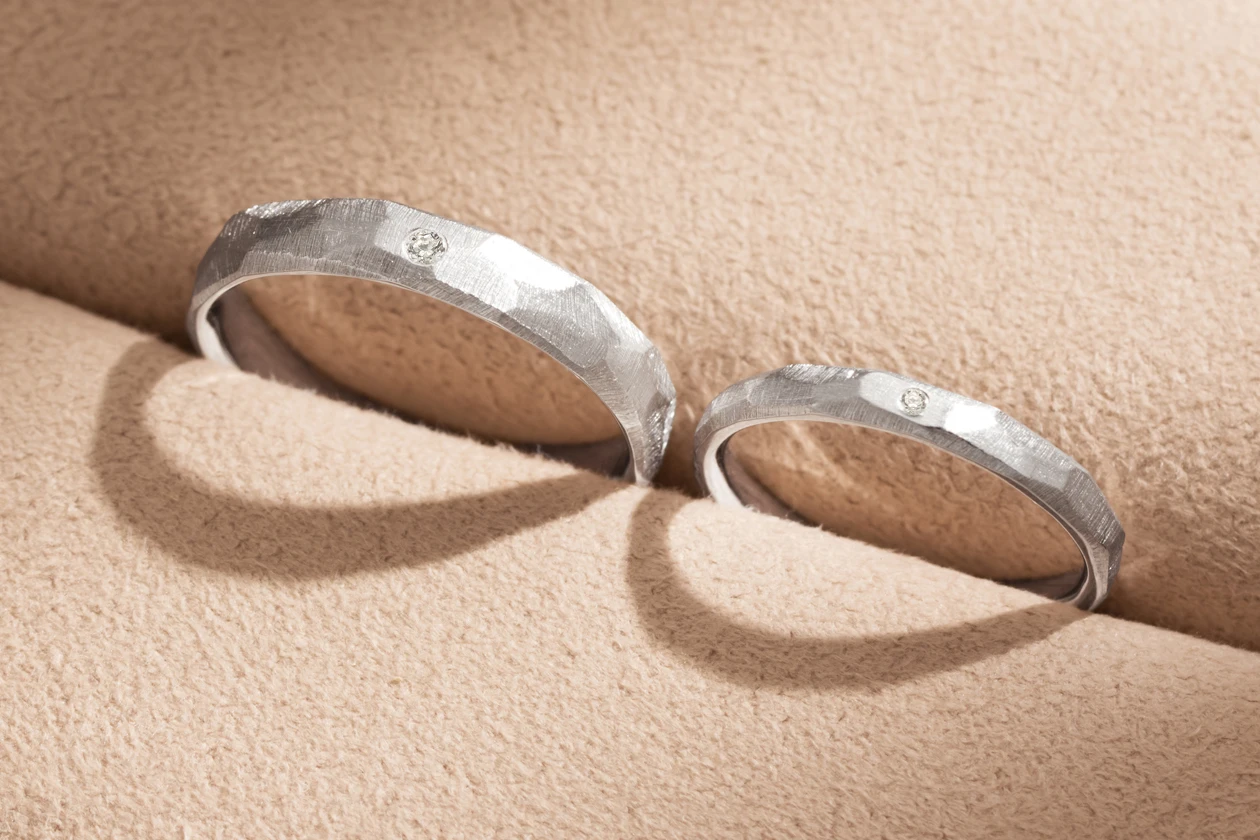 将来を見据えた選択。お互いに似合うかどうかを大切にした結婚指輪選び