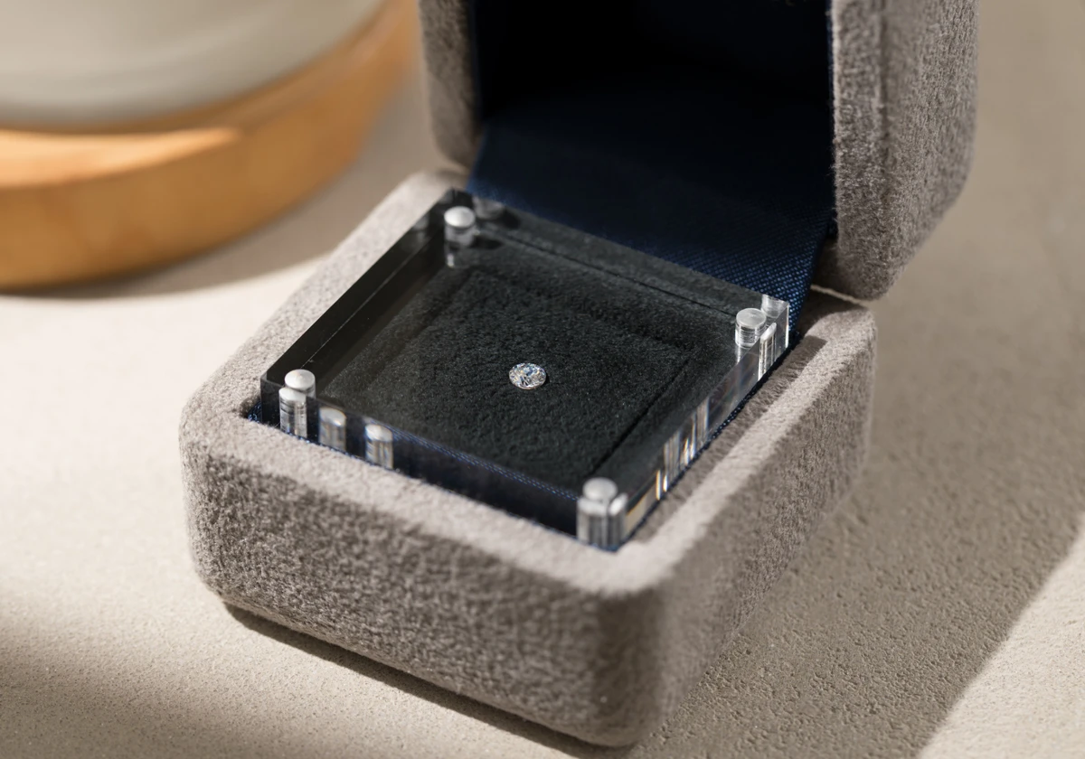 小ぶりな中にも確かな品質の宿る一石に