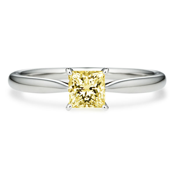 シンシア プリンセスカット 0.5ct  ラボグロウン