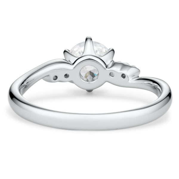 PT950 ロゼット ダイヤモンド サイドストーン リング 0.7ct