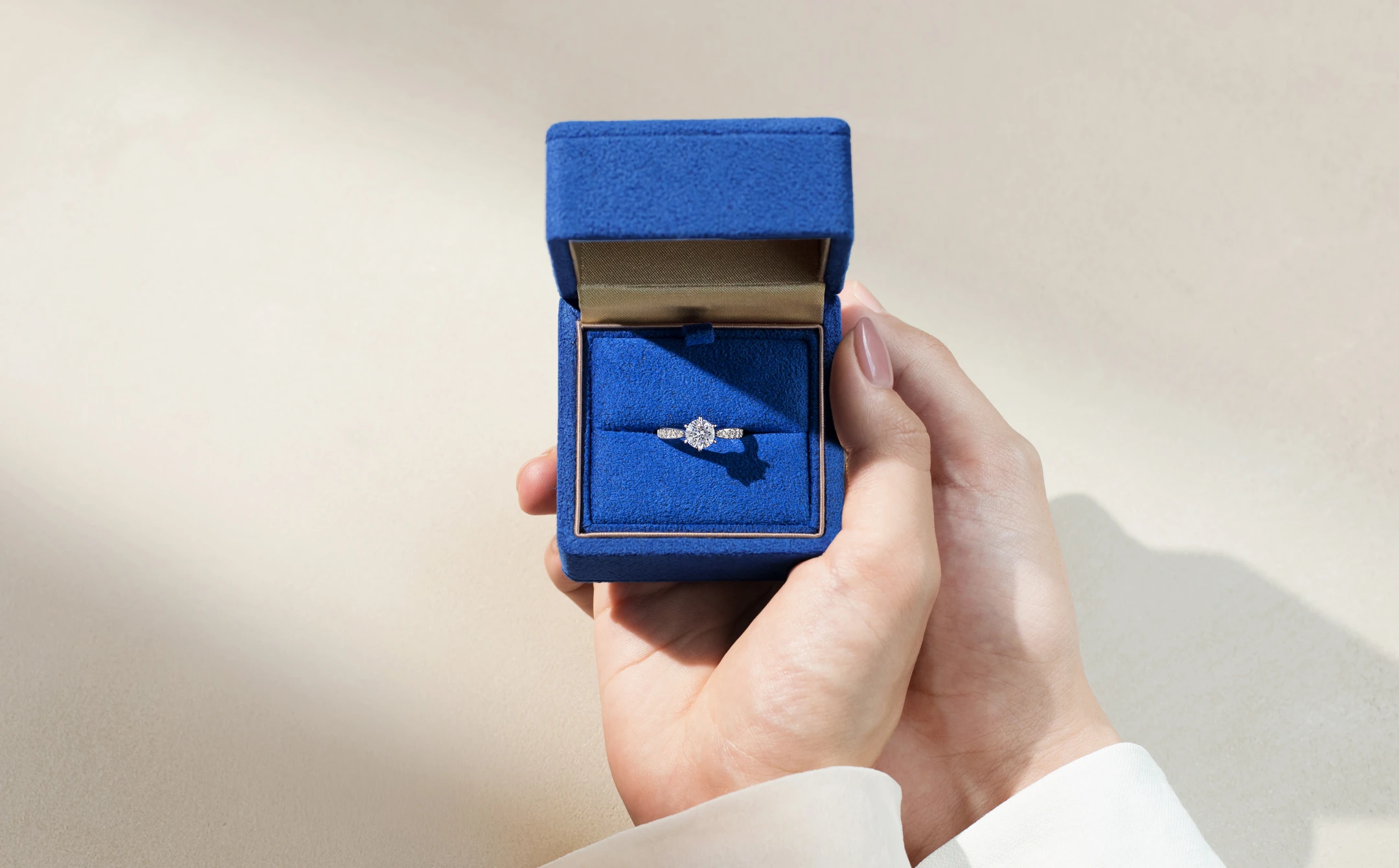 婚約指輪を予算で検索